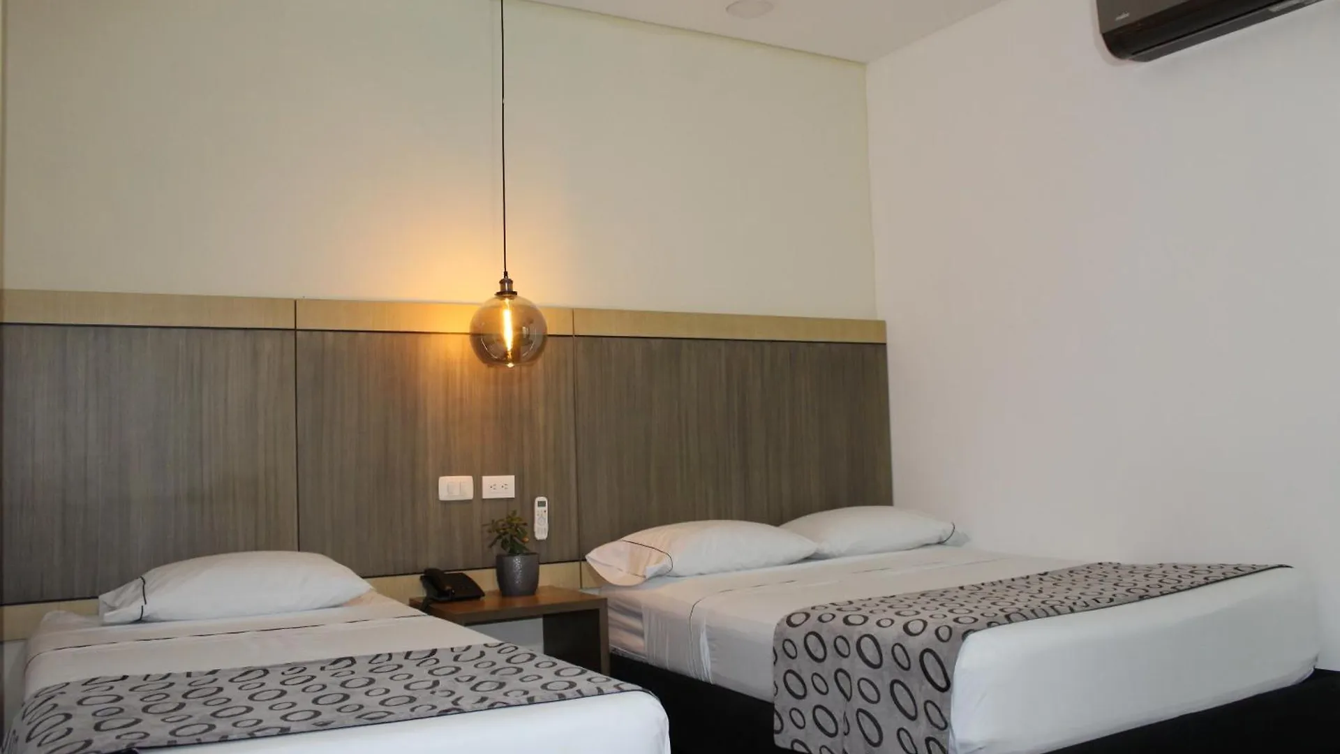 Hotel Merlott Lleras Medellin