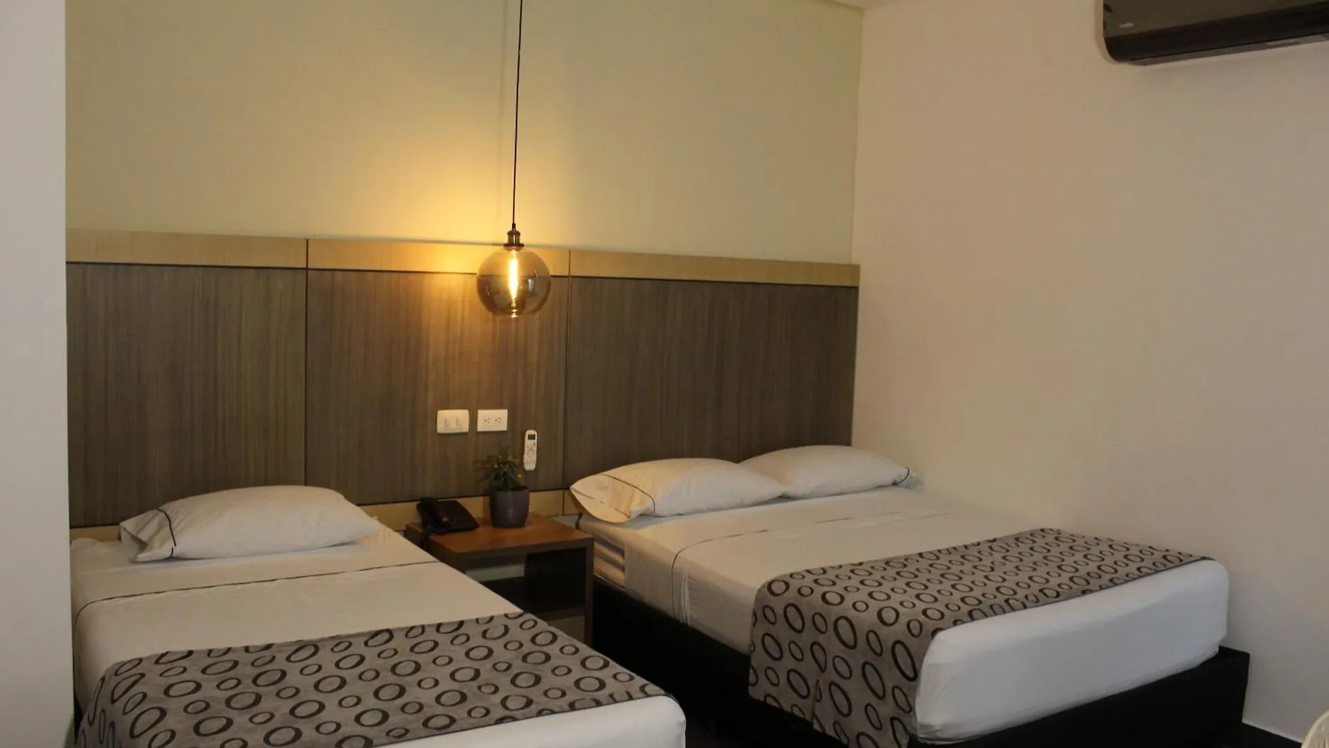 Hotel Merlott Lleras Medellin