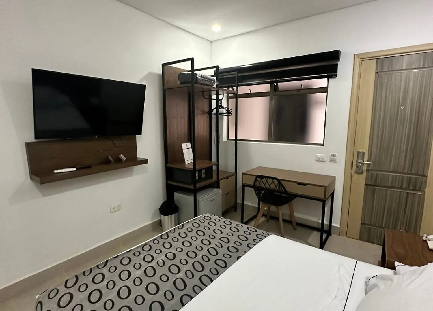 Hotel Merlott Lleras Medellin 3*,